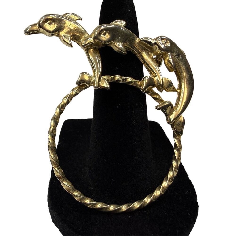 Vintage Gold Tone Triple Dolphin Ocean Theme Brooch Pin Twirled Hoop Design 2"